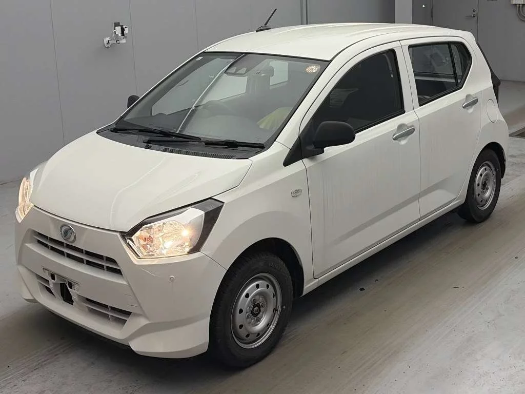 Daihatsu Mira e:S LA350S 2021
